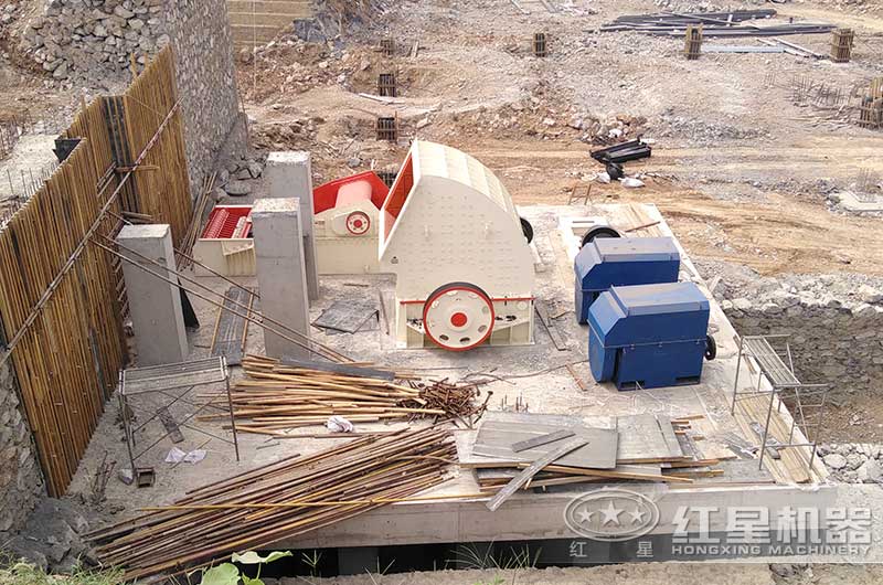 1615重錘破碎機參數(shù)_產(chǎn)量是多少？
